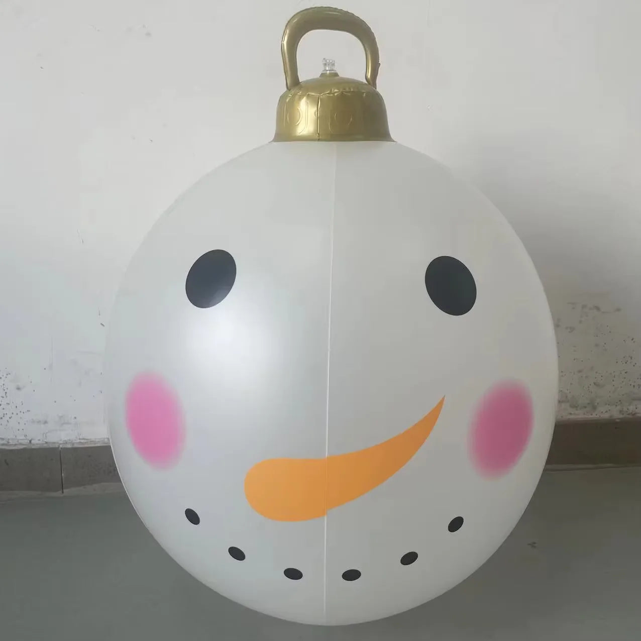 Giant 60Cm Inflatable Christmas Ball - Perfect Outdoor Decor for Festive Celebrations
